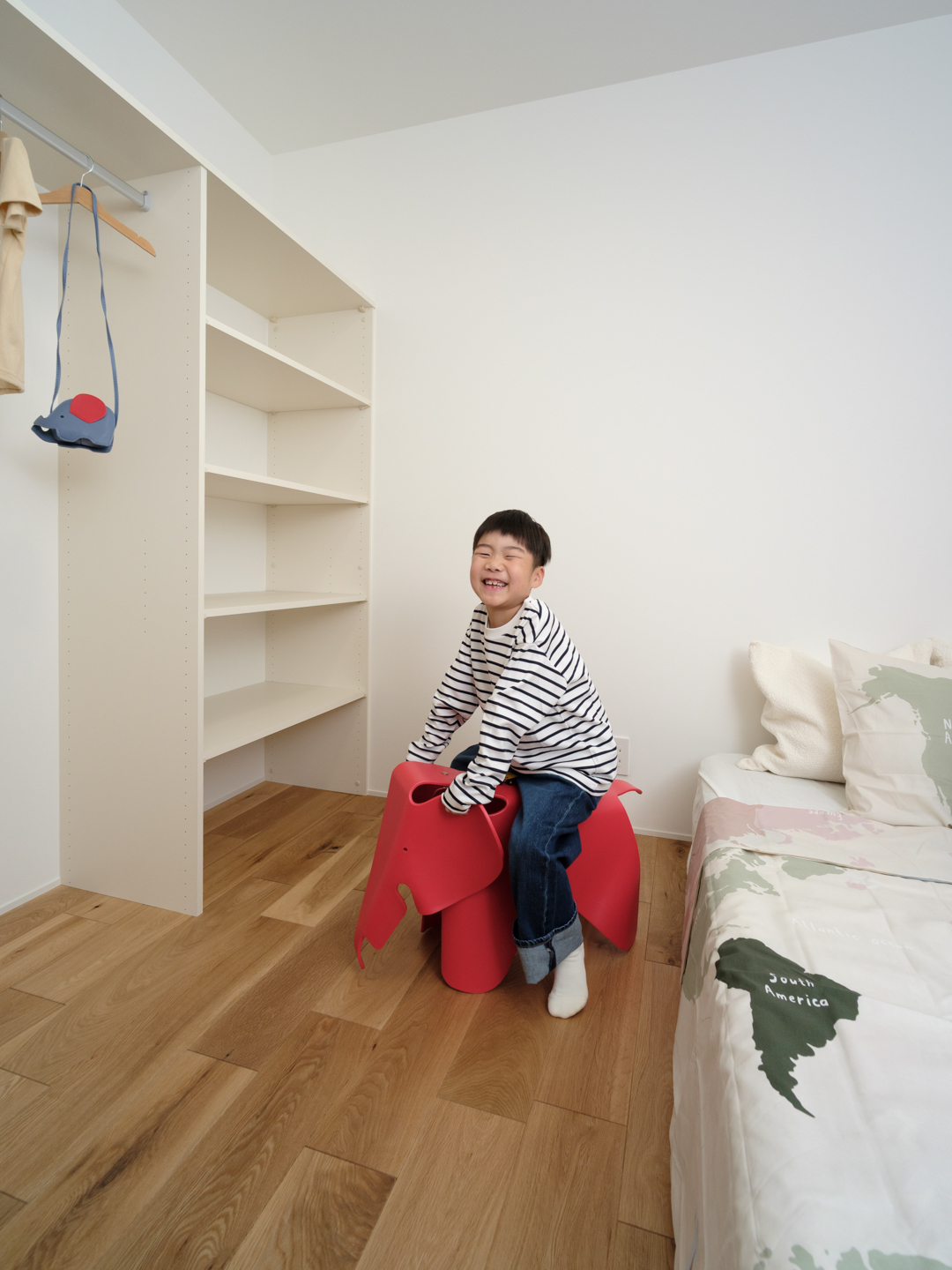 多層ナラの床材