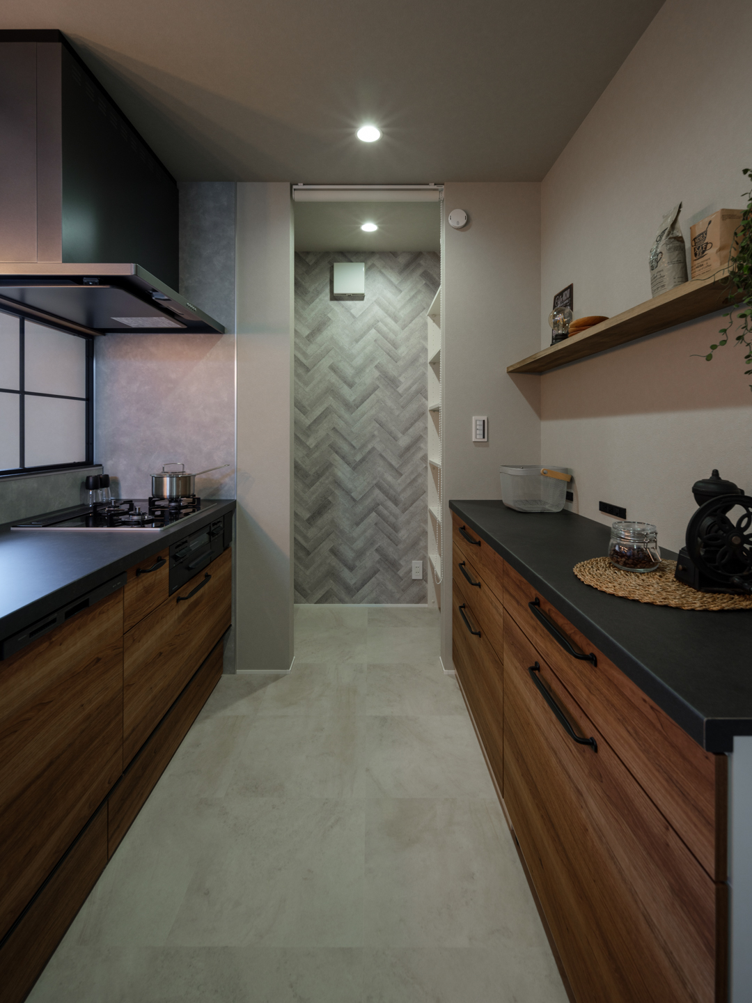 家事がしやすい広々キッチン