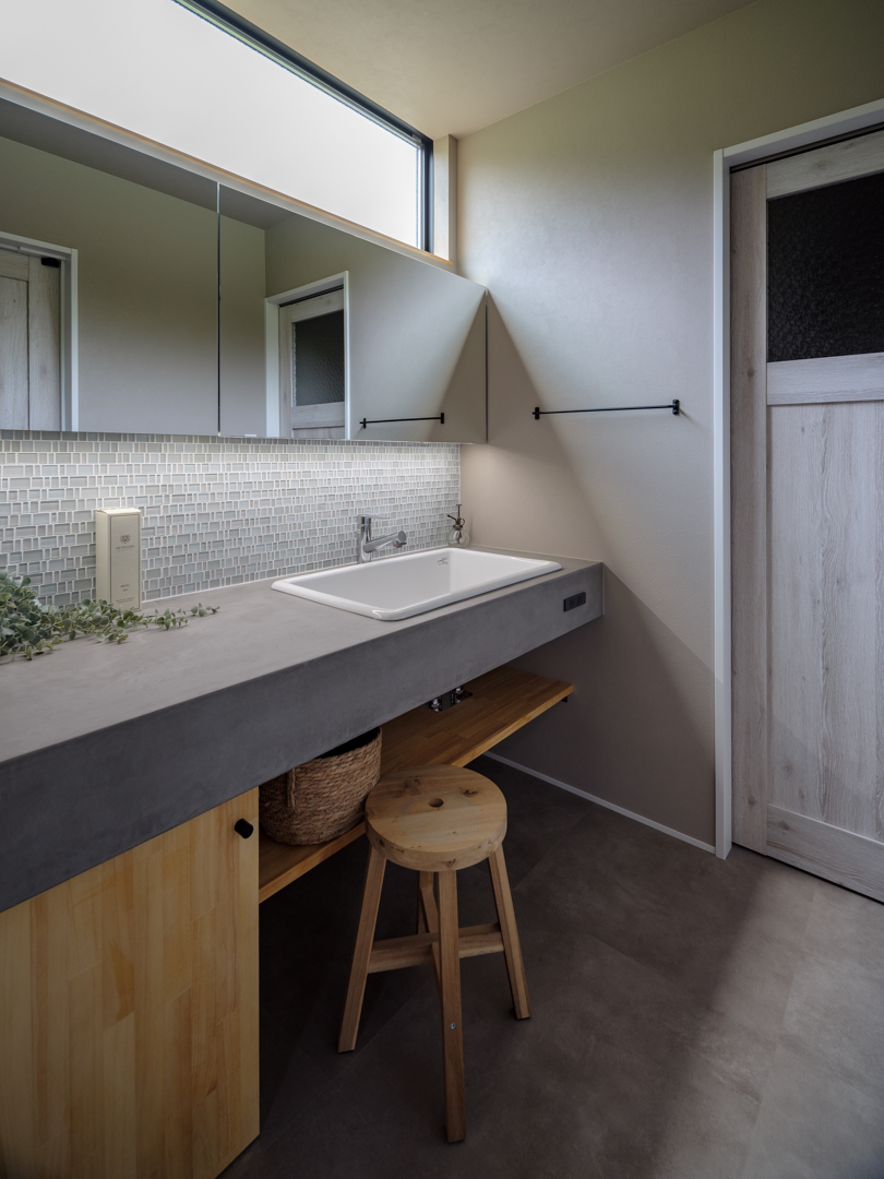 2人並んで使える150㎝の大きな鏡