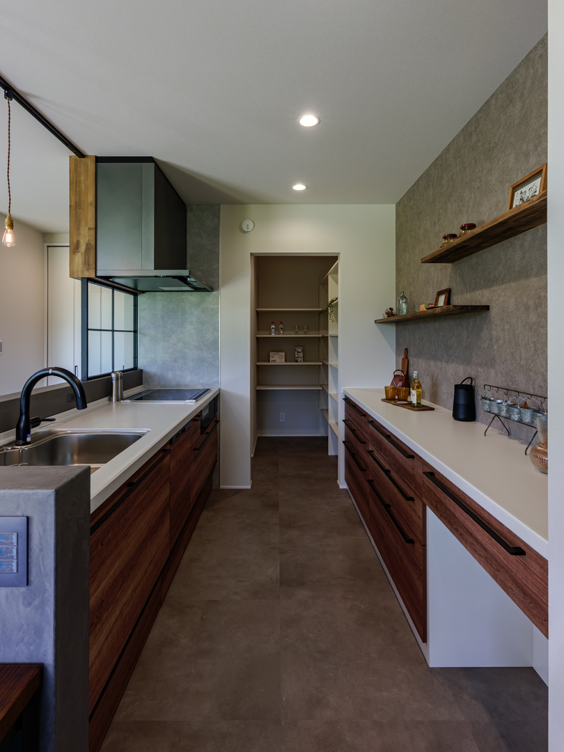 クリナップのキッチンとカップボード