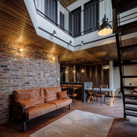 【コラム】お部屋の印象が変わる!ダクトレール色選びの新常識! アイキャッチ画像